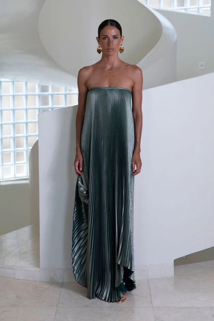 Faire Gown - Oil Shine - Image 3